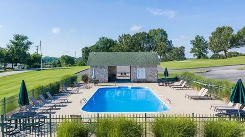 Exterior - 102 E Ironwood Dr, Republic, MO 65738 photo 6 of 11