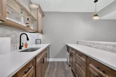 Kitchen - 102 E Ironwood Dr, Republic, MO 65738 photo 10 of 11
