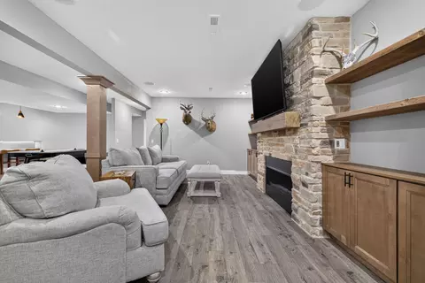 Living - 102 E Ironwood Dr, Republic, MO 65738 photo 5 of 5