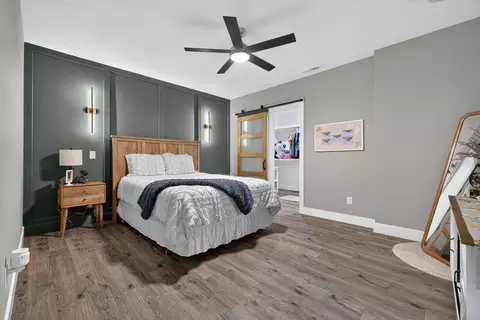 Bedroom - 102 E Ironwood Dr, Republic, MO 65738 photo 6 of 7