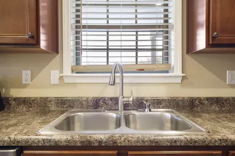 Kitchen - 51 Eagles Ridge Ln #14, Branson, MO 65616 photo 6 of 7