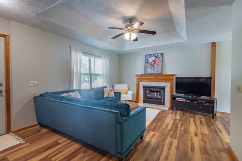 Living - 3368 W Deerfield St, Springfield, MO 65807 photo 2 of 5
