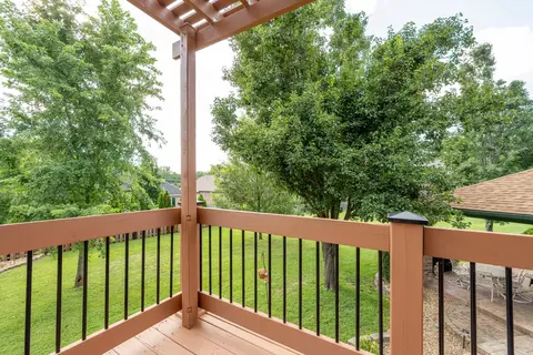 Exterior - 803 E Carleton St, Springfield, MO 65810 photo 15 of 18