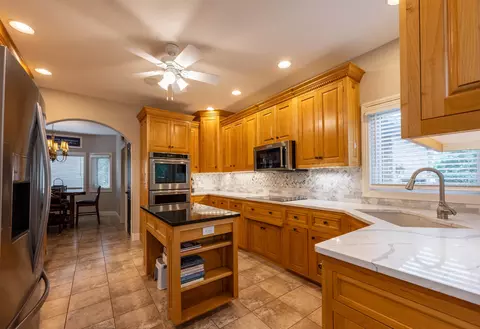 Kitchen - 803 E Carleton St, Springfield, MO 65810 photo 4 of 9