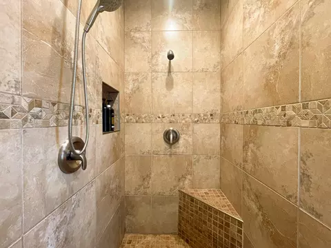 Bath - 803 E Carleton St, Springfield, MO 65810 photo 4 of 9