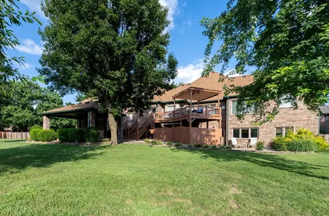 Exterior - 803 E Carleton St, Springfield, MO 65810 photo 6 of 18