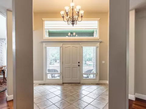 Entry Way - 803 E Carleton St, Springfield, MO 65810 photo 4 of 8