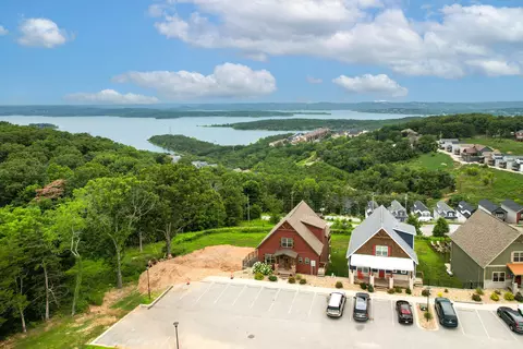 160 Chateau Ridge Trl, Branson, MO 65616 photo 4