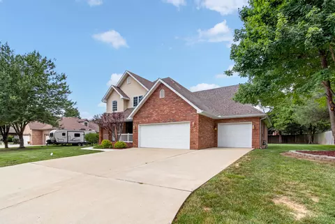 77 Remington Dr, Monett, MO 65708 photo 2