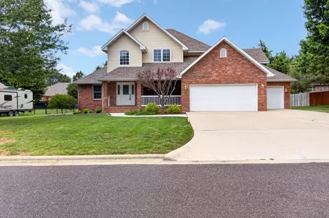 77 Remington Dr, Monett, MO 65708 photo 3