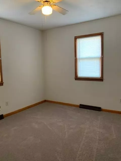 Bedroom - 104 Mitchell St, Greenfield, MO 65661 photo 3 of 3