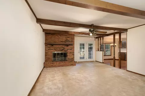Living - 1536 E Hanover St, Springfield, MO 65804 photo 1 of 4