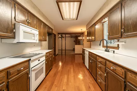 Kitchen - 1536 E Hanover St, Springfield, MO 65804 photo 3 of 3