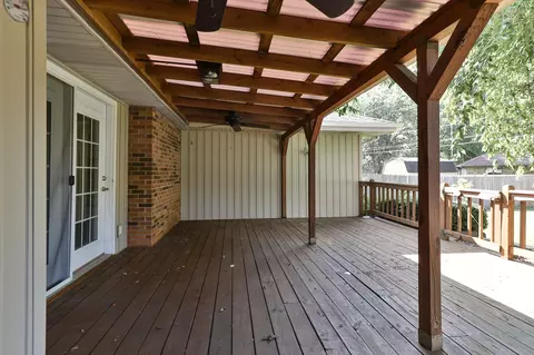 Exterior - 1536 E Hanover St, Springfield, MO 65804 photo 4 of 7
