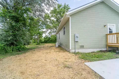 Exterior - 213 N Elder St, Buffalo, MO 65622 photo 3 of 3