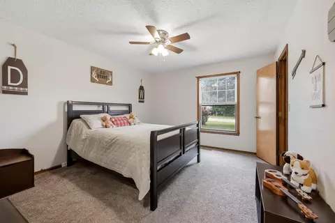 Bedroom - 3187 W Berkeley St, Springfield, MO 65807 photo 1 of 2