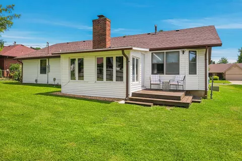 Exterior - 3187 W Berkeley St, Springfield, MO 65807 photo 4 of 6