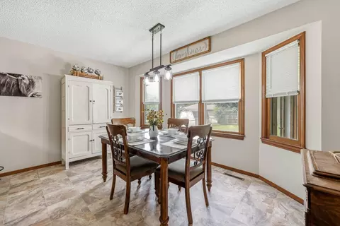 Dining - 3187 W Berkeley St, Springfield, MO 65807 photo 1 of 1