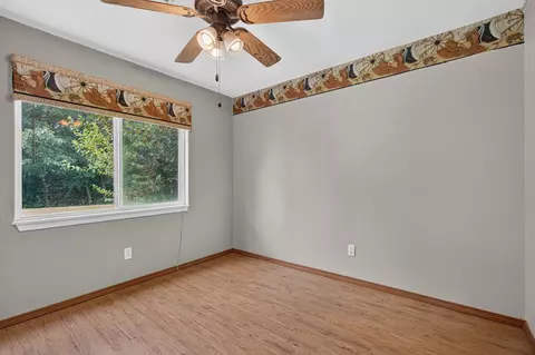 Bedroom - 237 N Catamount Blvd, Branson West, MO 65737 photo 6 of 6
