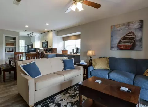 Living - 17 Goldfinch Rd #3, Branson, MO 65616 photo 1 of 3