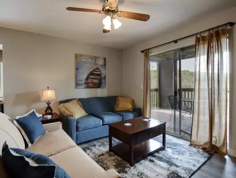 Living - 17 Goldfinch Rd #3, Branson, MO 65616 photo 2 of 3