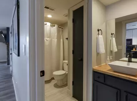 Bath - 17 Goldfinch Rd #3, Branson, MO 65616 photo 1 of 5