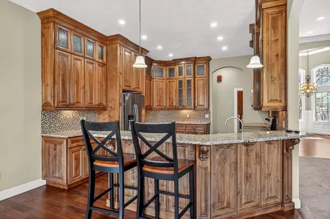 Kitchen - 3905 E Windsmore Dr, Springfield, MO 65802 photo 2 of 7