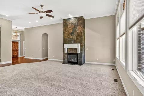 Living - 3905 E Windsmore Dr, Springfield, MO 65802 photo 5 of 7