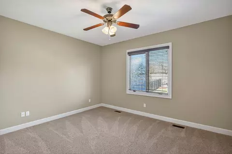 Bedroom - 3905 E Windsmore Dr, Springfield, MO 65802 photo 3 of 4