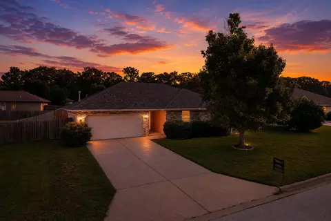 1107 E Melton Rd, Ozark, MO 65721 photo 2