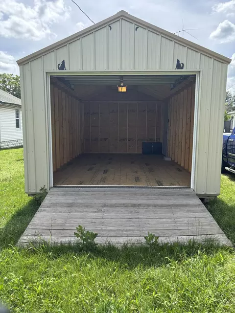 Exterior - 507 3rd St, Monett, MO 65708 photo 8 of 8
