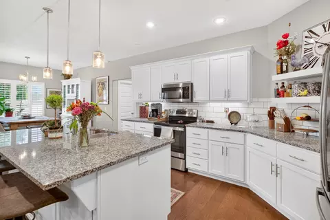Kitchen - 6066 S Crescent Rd, Brookline, MO 65619 photo 2 of 3