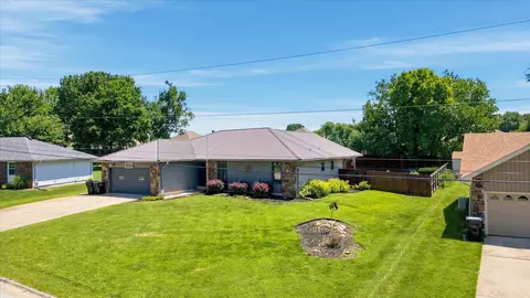 View/Area - 5628 S Mccann Ave, Springfield, MO 65804 photo 1 of 4