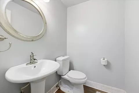 Bath - 5628 S Mccann Ave, Springfield, MO 65804 photo 7 of 7