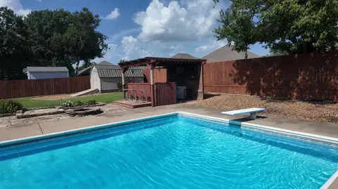 Exterior - 5628 S Mccann Ave, Springfield, MO 65804 photo 6 of 12