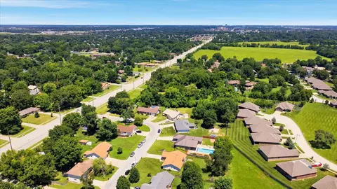 View/Area - 5628 S Mccann Ave, Springfield, MO 65804 photo 4 of 4
