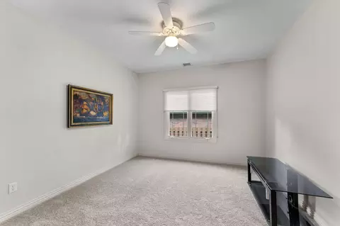 Bedroom - 3002 W Cantebury St, Springfield, MO 65810 photo 3 of 8