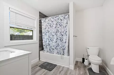Bath - 311 E Dale St, Springfield, MO 65803 photo 1 of 3