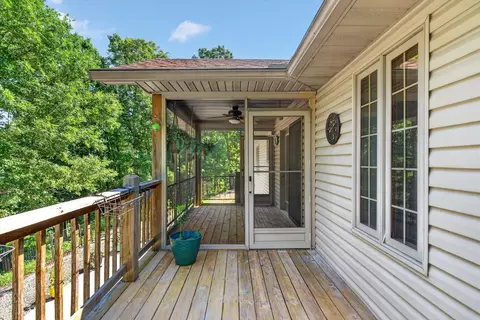 Exterior - 538 Munson Hill Dr, Marshfield, MO 65706 photo 6 of 9