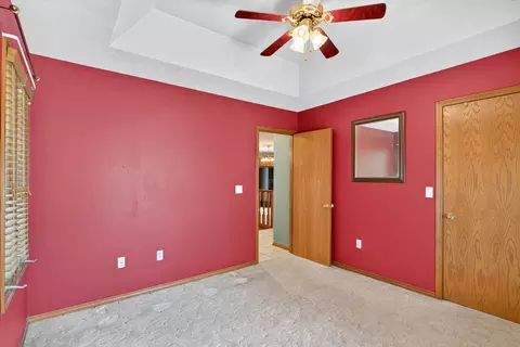 Bedroom - 538 Munson Hill Dr, Marshfield, MO 65706 photo 5 of 9