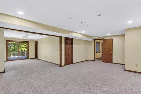 Living - 538 Munson Hill Dr, Marshfield, MO 65706 photo 8 of 13