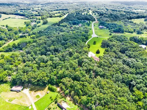 View/Area - 538 Munson Hill Dr, Marshfield, MO 65706 photo 8 of 9