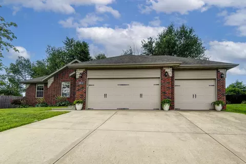 2512 W Chris Ct, Ozark, MO 65721 photo 2