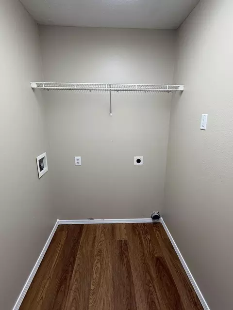 Other - 4420 W Delmar St, Springfield, MO 65802 photo 2 of 4