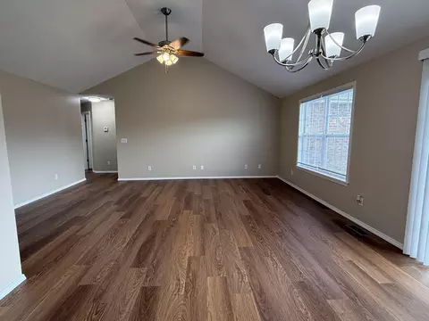 Living - 4420 W Delmar St, Springfield, MO 65802 photo 1 of 2