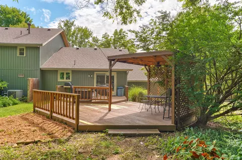 Exterior - 5927 S Kimbrough Ave, Springfield, MO 65810 photo 5 of 11