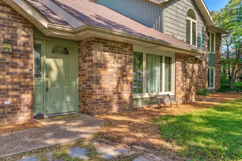 Exterior - 5927 S Kimbrough Ave, Springfield, MO 65810 photo 7 of 11