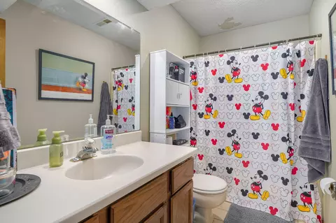 Bath - 5927 S Kimbrough Ave, Springfield, MO 65810 photo 3 of 3