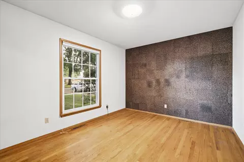 Other - 1860 E Meadow Dr, Springfield, MO 65804 photo 5 of 6