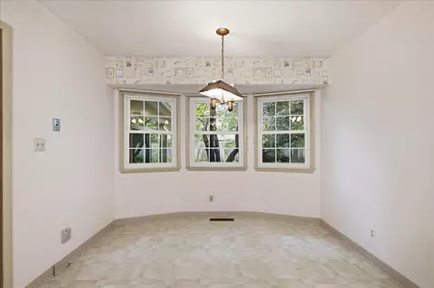 Other - 1860 E Meadow Dr, Springfield, MO 65804 photo 2 of 6